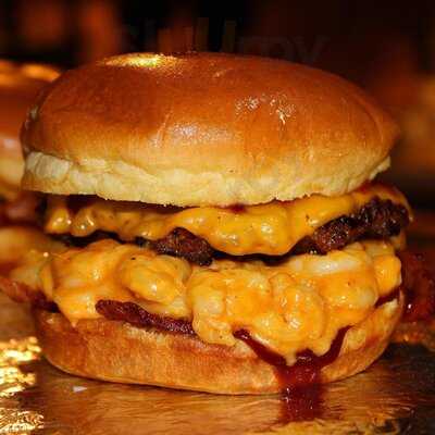 Lj's Midnight Munchies