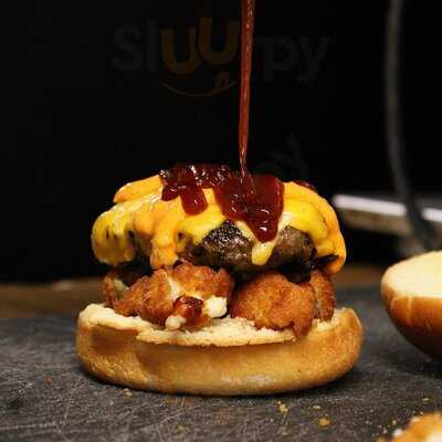 Lj's Midnight Munchies