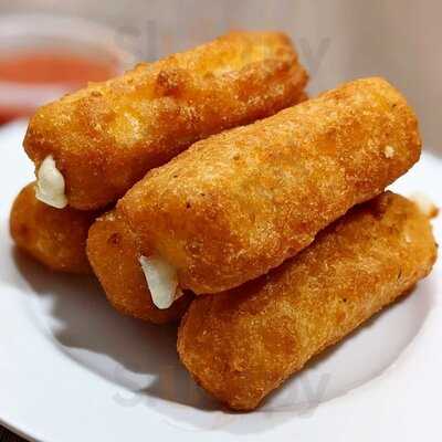 Lj's Midnight Munchies