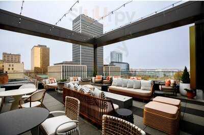 The Cannon Ball Lounge