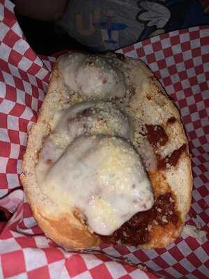 Fuzzy's Sports Grill