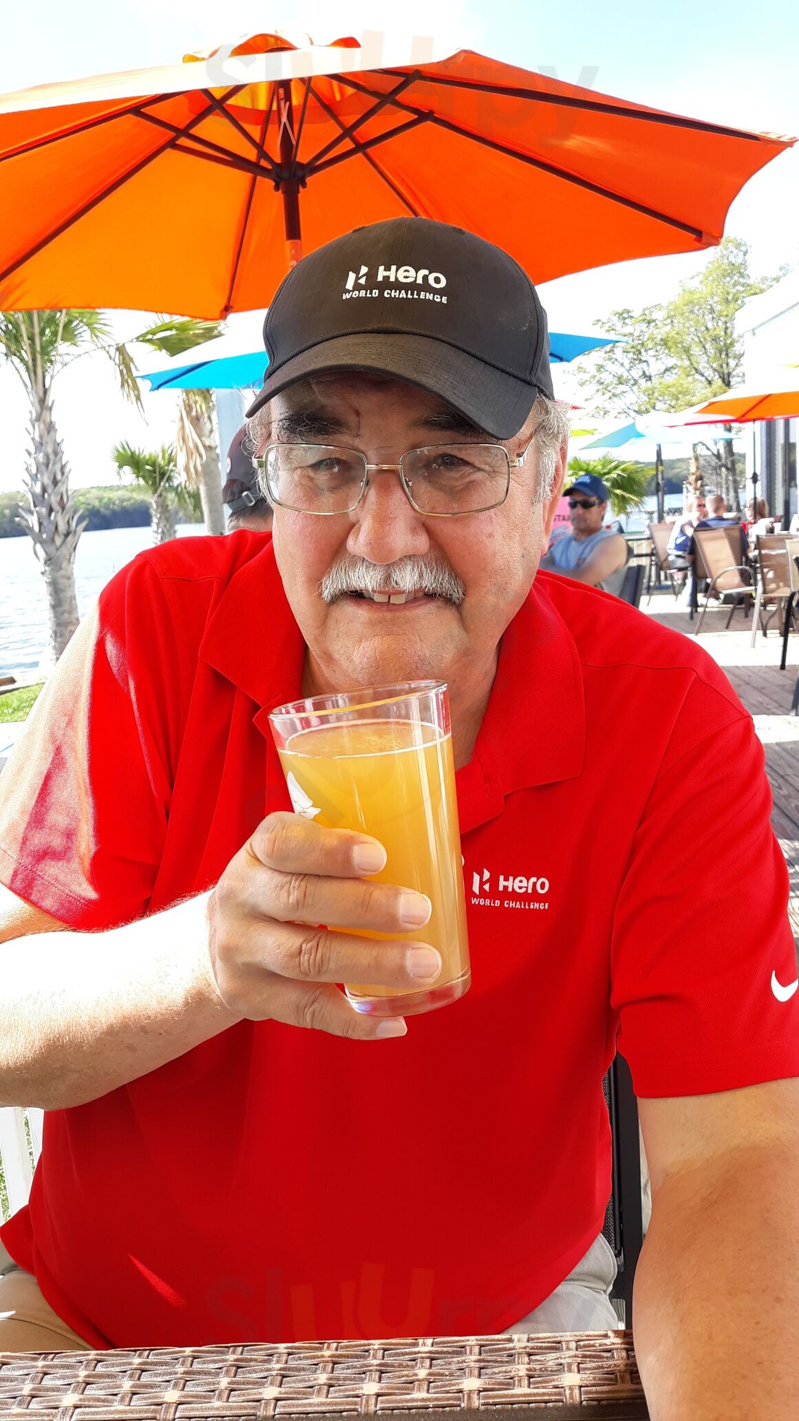 Toucan's Lakefront Restaurant