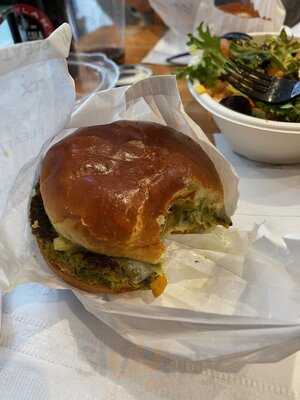 Handcraft Burgers And Brew