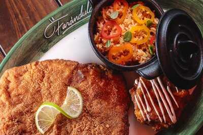 La Farandula Colombian Dream