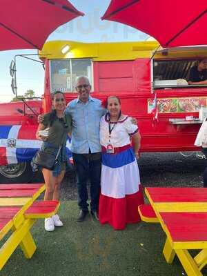 Sand Lake Food Trucks Park