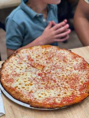 Mister O1 Extraordinary Pizza