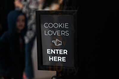 Crumbl Cookies Jenkintown