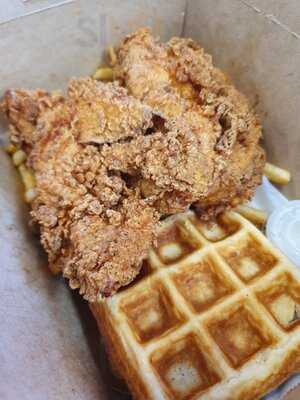 Ali's Chicken & Waffles