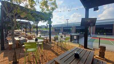 Chicken N Pickle - San Antonio