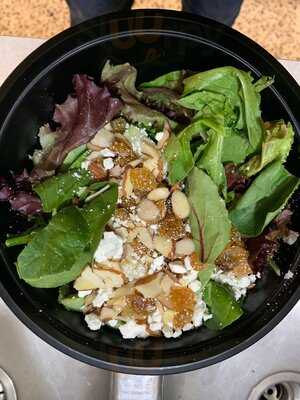 Cork N Crust Bellevue