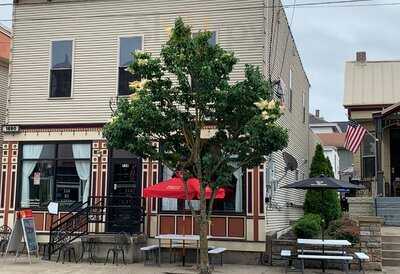 Cork N Crust Bellevue