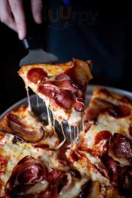 Cork N Crust Bellevue