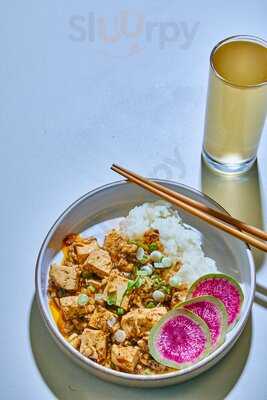 Local Roots Market And Cafe