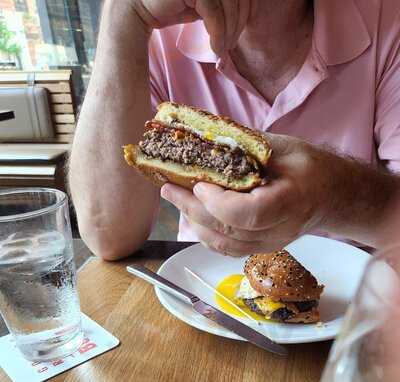 Gordon Ramsay Burger