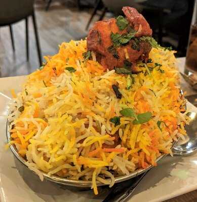 Clove Indian Cuisine And Bar