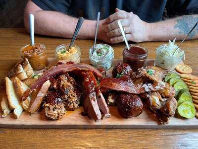 Daddy Mac's Down Home Dive