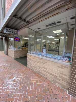 La Petite Pastry Shop