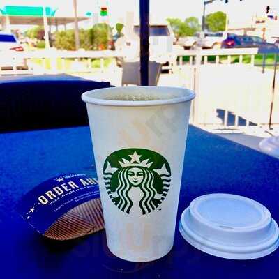 Starbucks On Washington