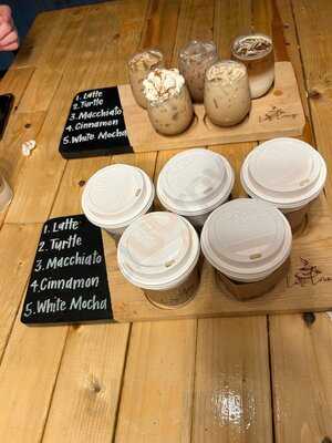 Latte Lounge + Hg Eatery