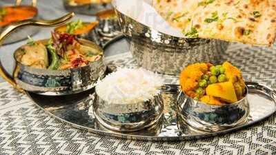 Naan - Indian Bistro