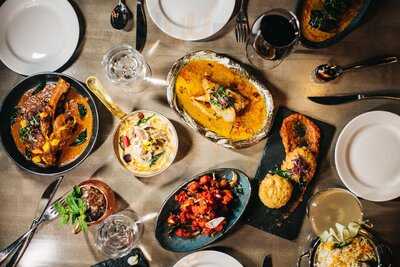 Naan - Indian Bistro