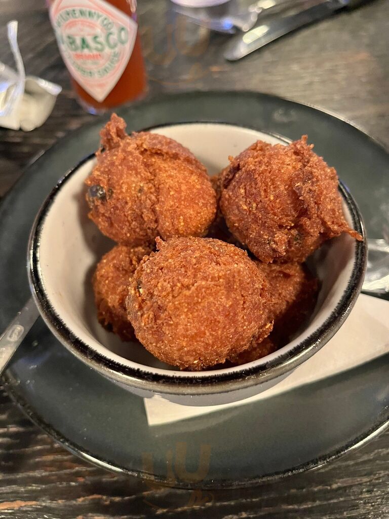 Walk-on's Sports Bistreaux - Las Vegas Restaurant