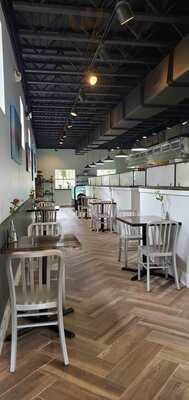 La Cocina Bistro And Catering