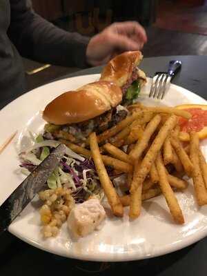 Double Barrel Taphouse