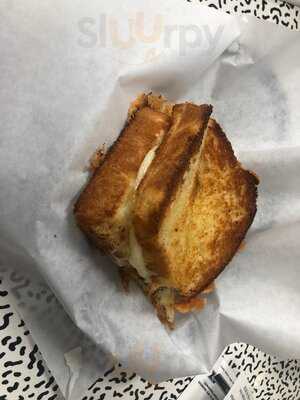 Ariela's Pizza & Kosher Kitchen