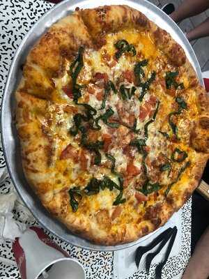 Ariela's Pizza & Kosher Kitchen