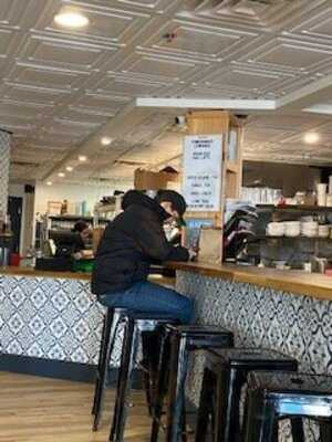 Nura Hummus & Falafel Bar