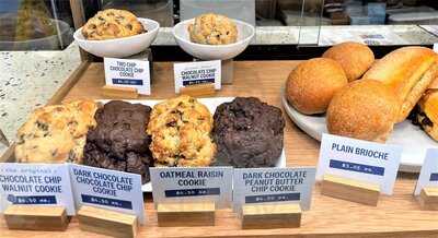 Levain Bakery - Newbury