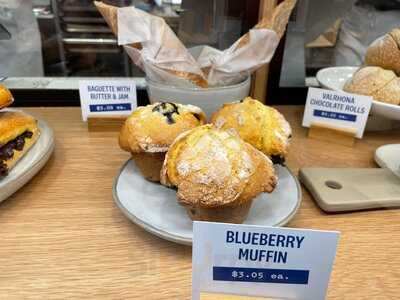 Levain Bakery - Newbury