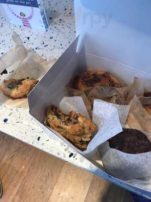 Levain Bakery - Newbury