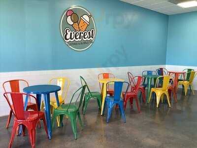 Everest Custard & Bubble Tea