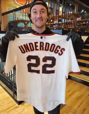 Underdogs Cantina