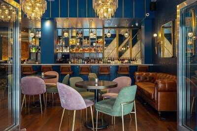 Gatsby's Landing Times Square