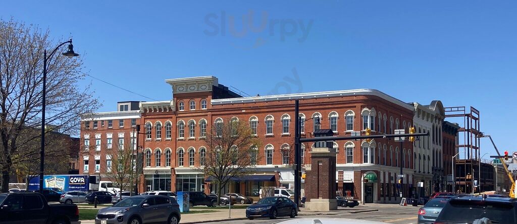 Flagship City Food Hall