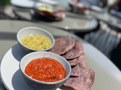 Elevar Wynwood Rooftop Bar & Art Space