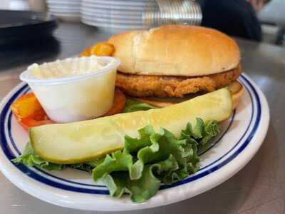 Red Roof Cafe And Breakfast