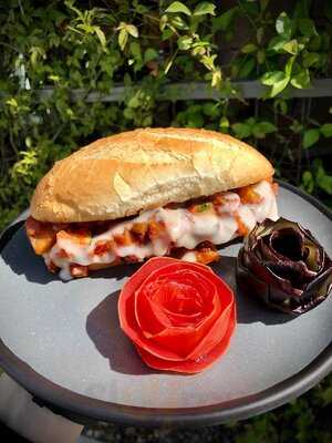 Vegas Vegan Culinary School & Eatery