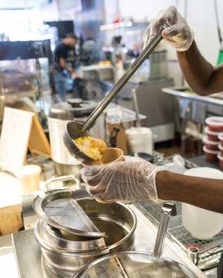 Wadada Healthy Market & Juice Bar