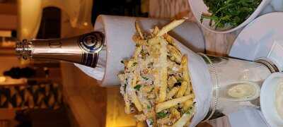 The Palm Court At Rh San Francisco