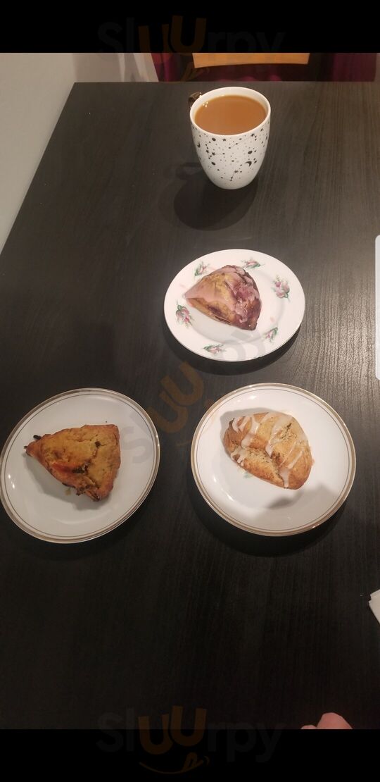 The Owl's Nest Coffee + Pastries