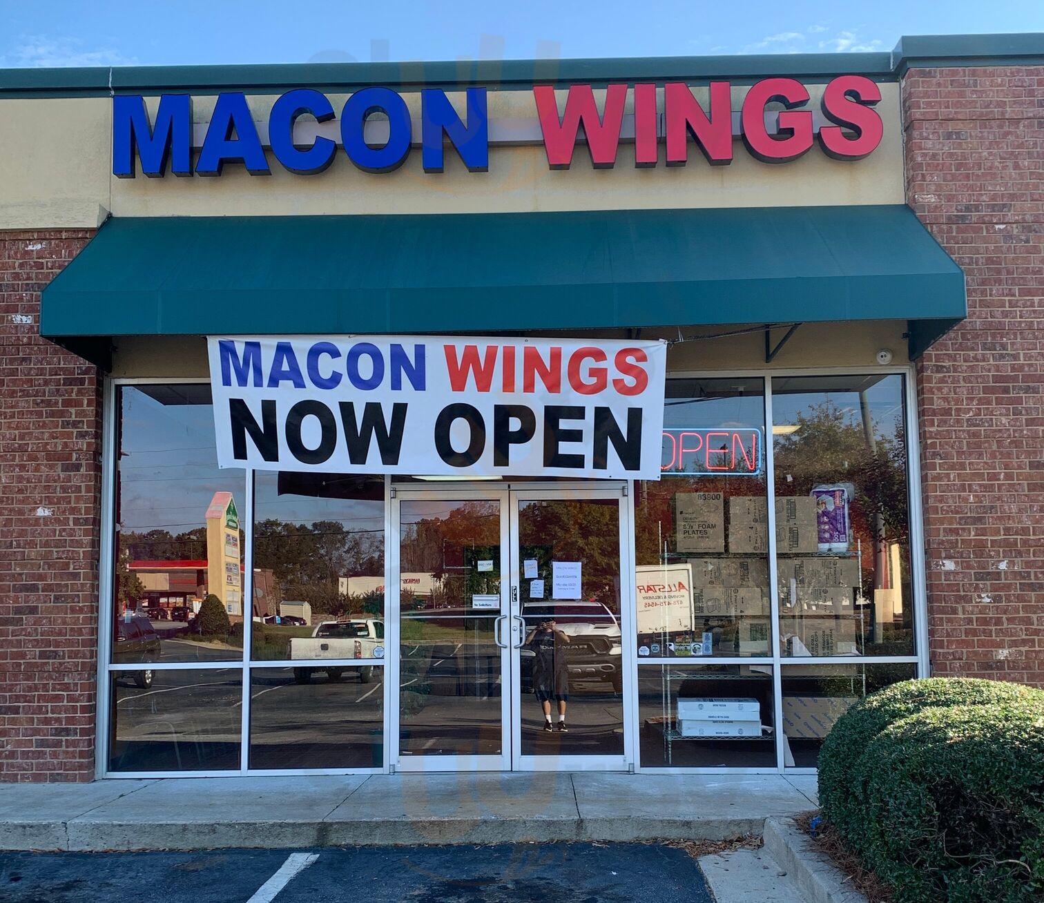 Macon Wings