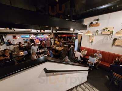 Hungry Goat Scratch Kitchen & Wine Bar