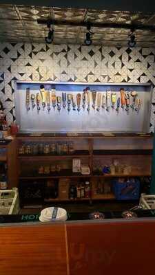 Lazy Oaks Beer Garden