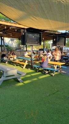 Lazy Oaks Beer Garden