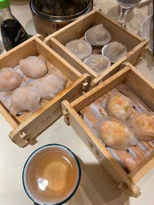 Yh Seafood Clubhouse