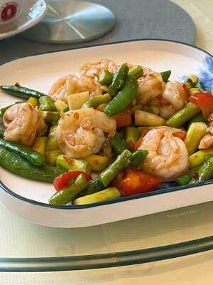 Yh Seafood Clubhouse